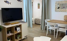 Apartamento Junto A La Playa. Solo Familias Y Parejas